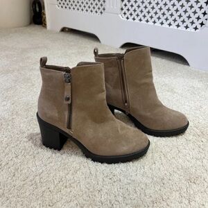 Elegant Tan Ankle Booties for Women